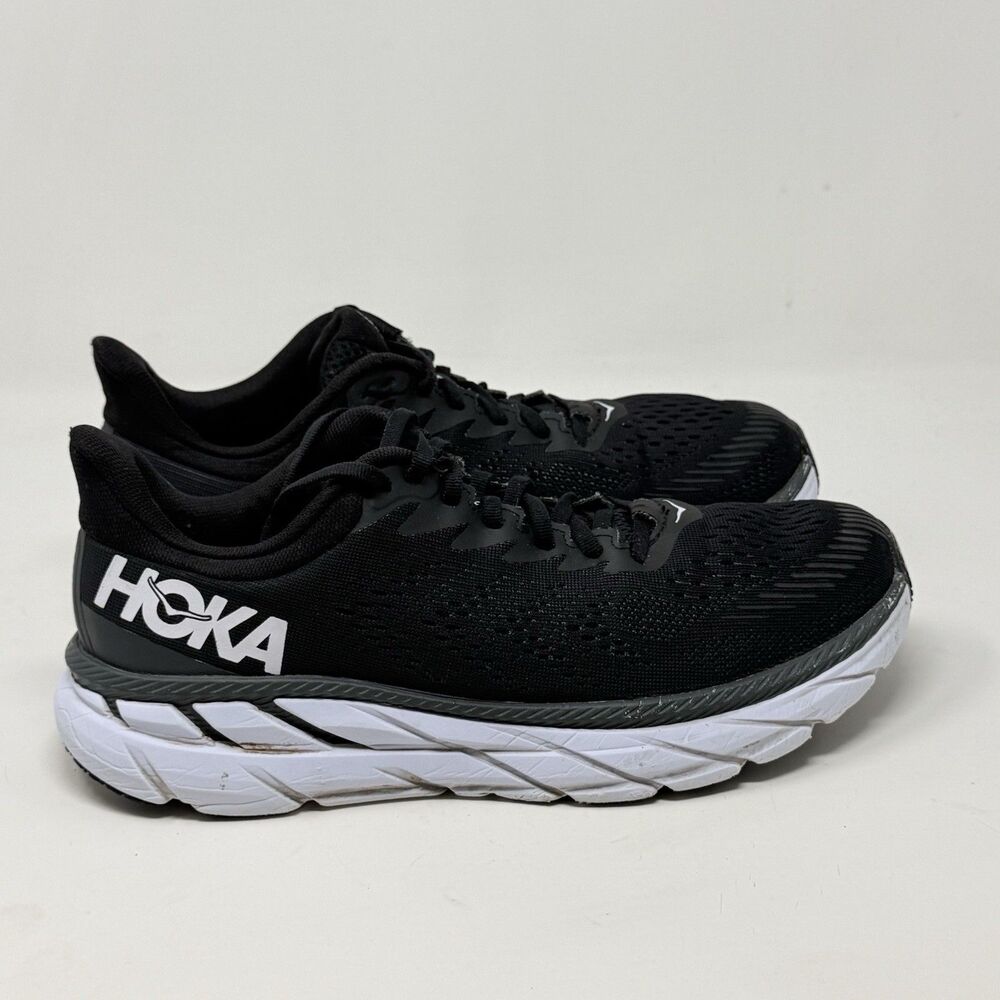 Hoka One One Clifton 7 Womens 9.5 Black White Lightweight Running Shoes Sneakers